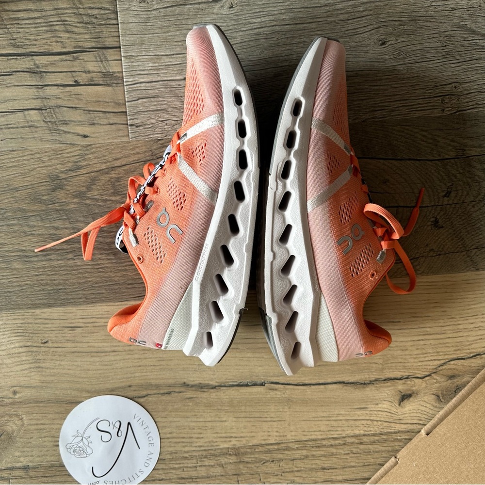 NEW On Cloud Surfer Running Shoes Men’s 9 - Picture 4 of 9